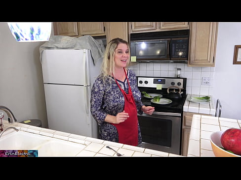 ❤️ Belle-mère qui le traie dans la cuisine avant son rendez-vous. ☑ Porno anal at us fr.pornsexphoto.ru ☑